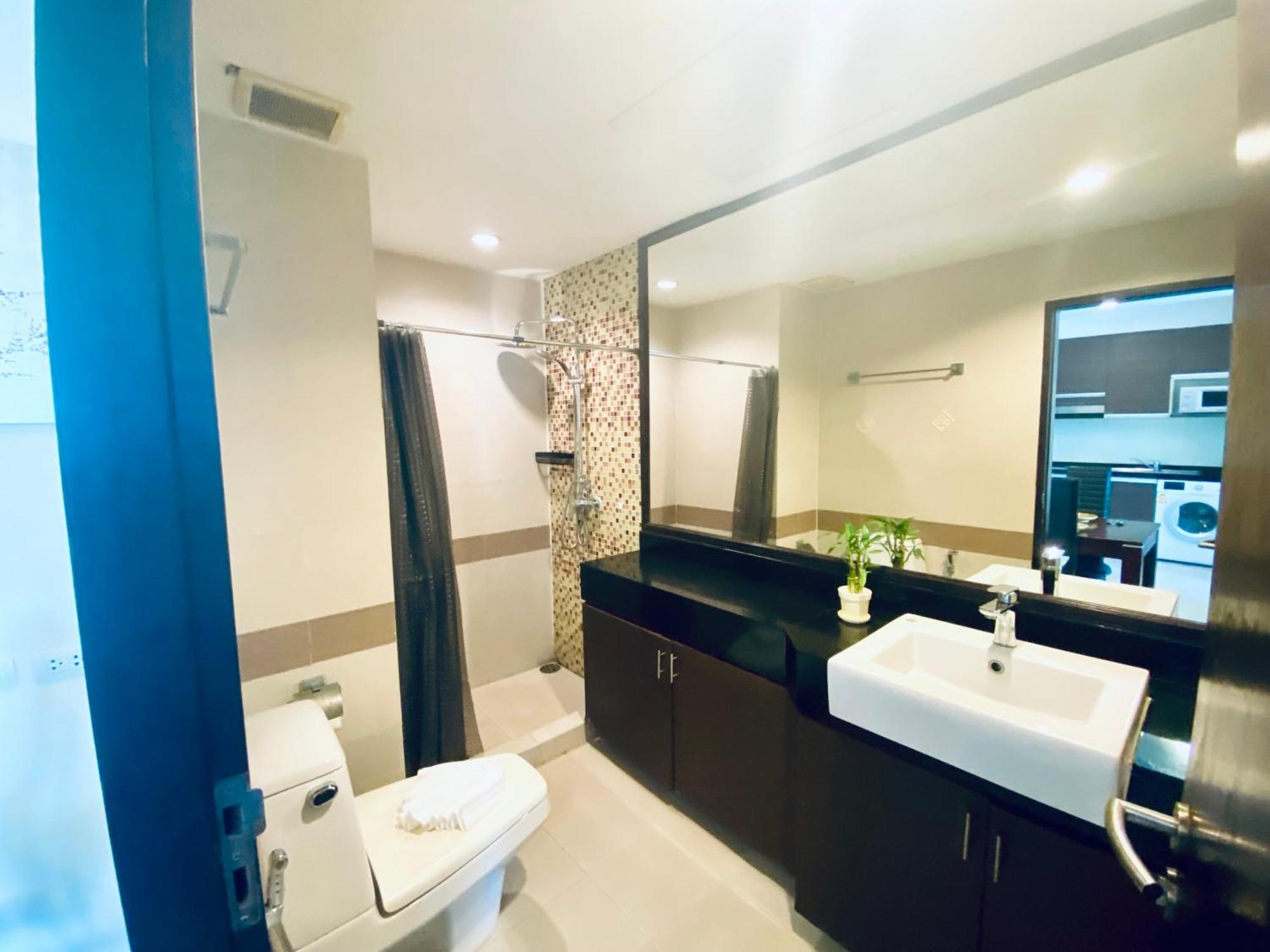 2 Brs Flat Near Fishermans Village *